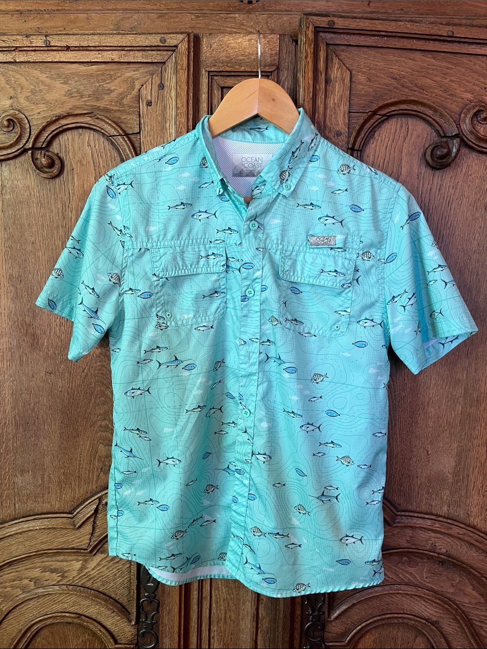 Ocean + Coast aqua fish print short-sleeve vented fishing shirt